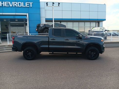 Used 2020 Chevrolet Silverado 1500 Custom Trail Boss w/ Custom Convenience Package AWD/4WD image 6