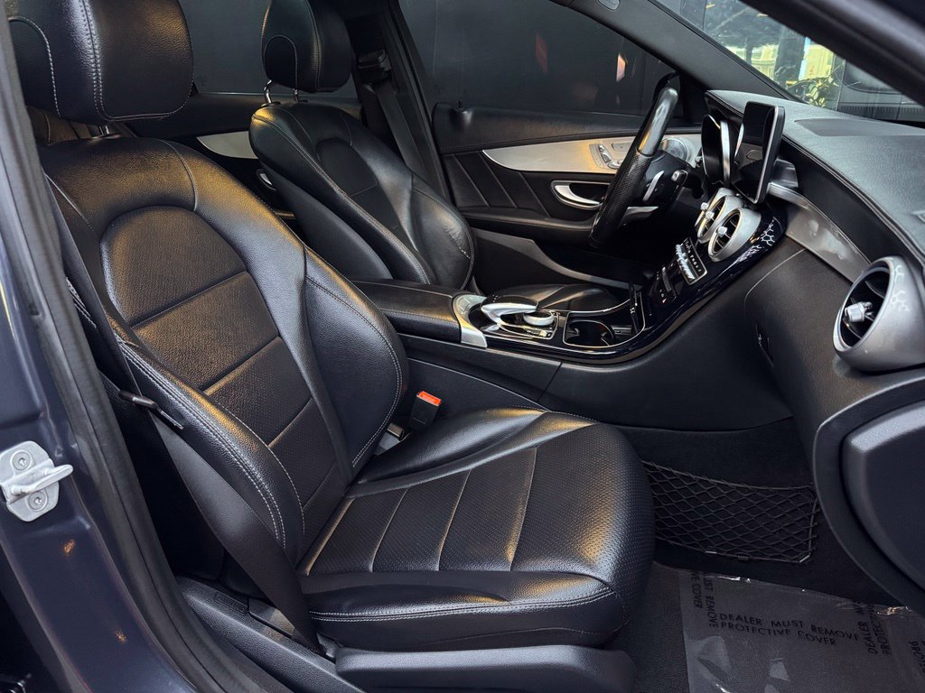 Used 2015 Mercedes-Benz C 300 4MATIC Sedan image 20