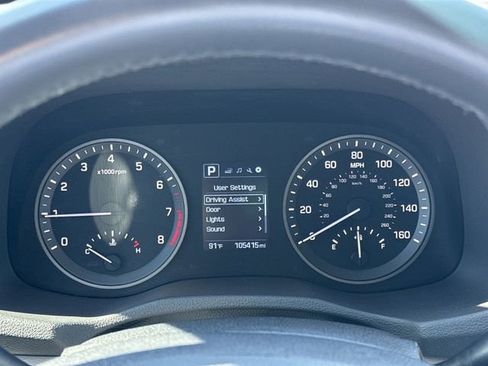 Used 2017 Hyundai Tucson Sport image 18