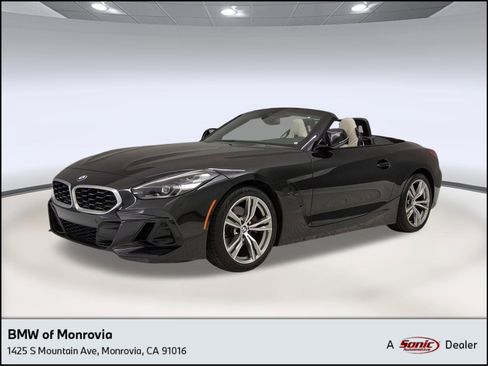 Used 2023 BMW Z4 sDrive30i w/ Convenience Package RWD image 1