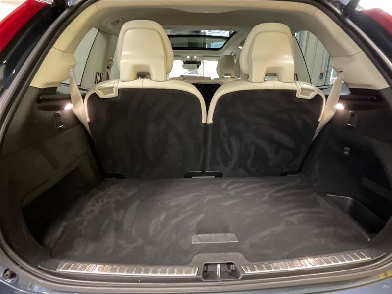 Used 2022 Volvo XC90 T5 Momentum AWD/4WD image 15