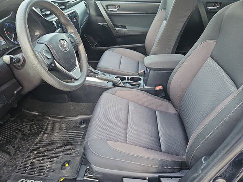 Used 2019 Toyota Corolla LE image 25