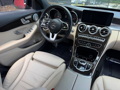 Used 2020 Mercedes-Benz C 300 Sedan w/ Premium Package image 39