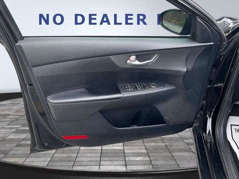 Used 2019 Kia Forte Sedan FWD image 20