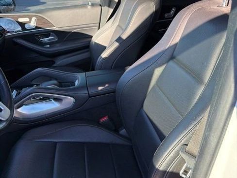 Used 2020 Mercedes-Benz GLE 350 image 3