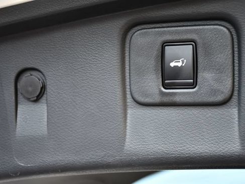 Used 2024 Nissan Murano Platinum w/ Cargo Package AWD/4WD image 24