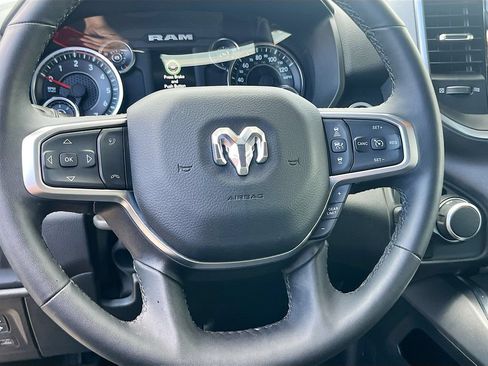 Used 2025 RAM 1500 Big Horn AWD/4WD image 11