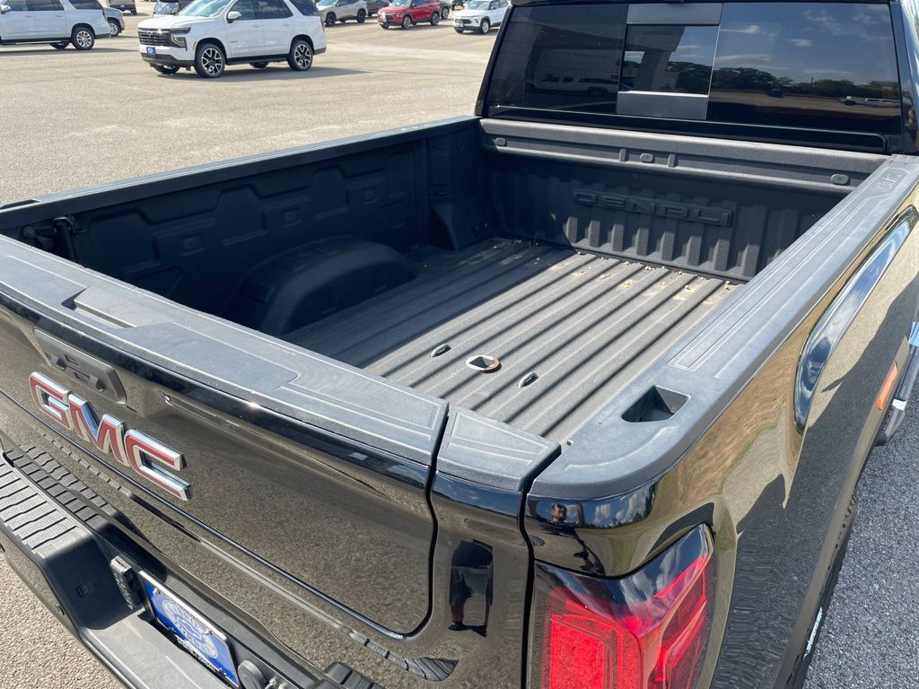 Used 2020 GMC Sierra 2500 Denali w/ Denali Ultimate Package AWD/4WD image 39