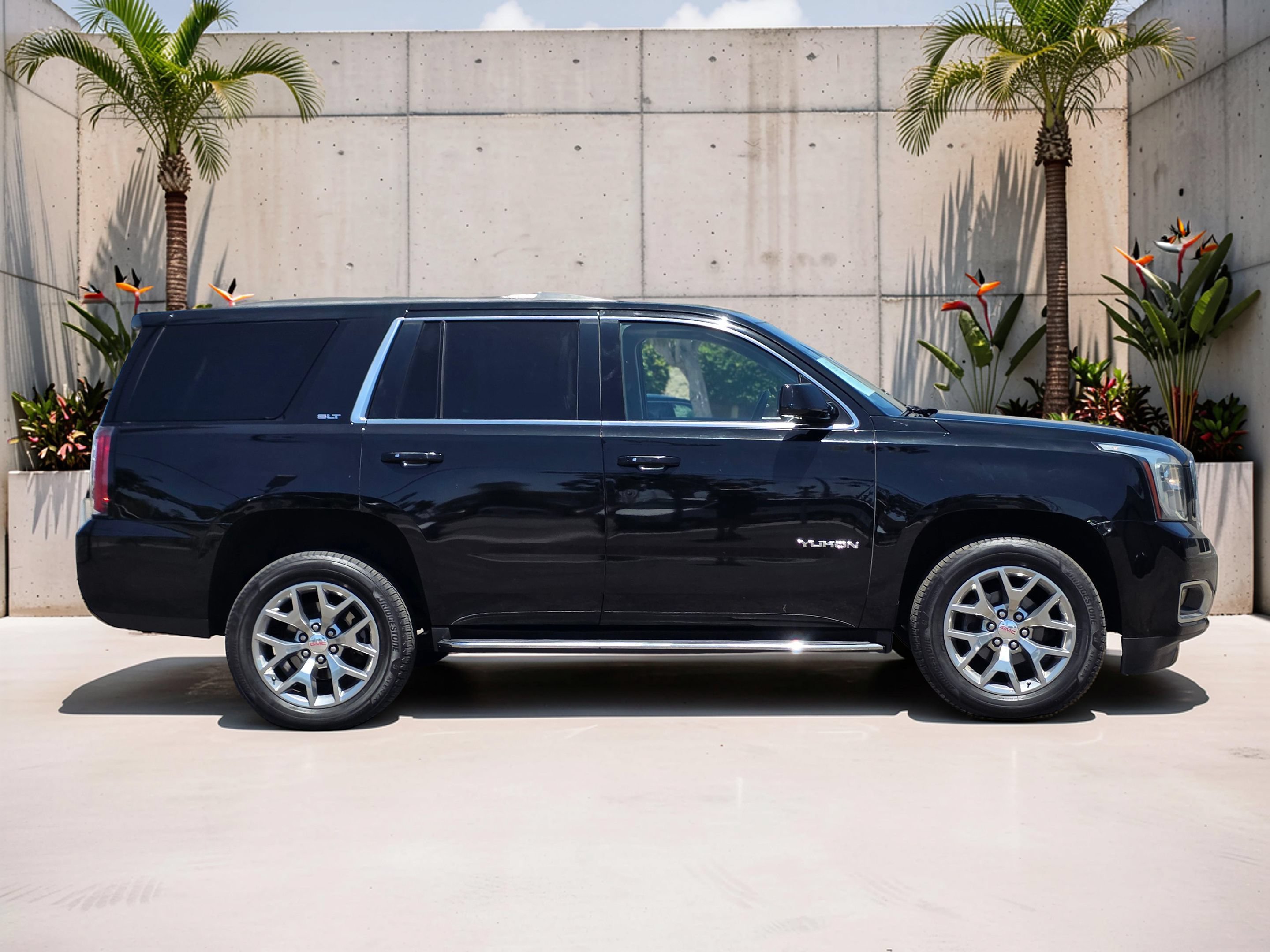 Used 2018 GMC Yukon SLT w/ Open Road Package RWD image 9