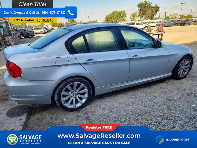 Used 2011 BMW 328i Sedan RWD image 4
