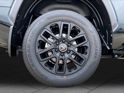 New 2026 Toyota Tundra Limited AWD/4WD image 11