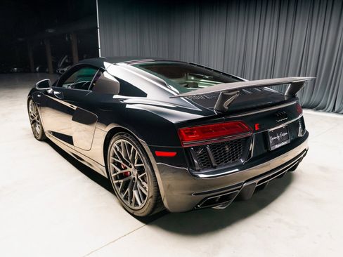 Used 2018 Audi R8 V10 image 11