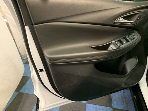 Used 2024 Buick Encore GX Sport Touring image 11