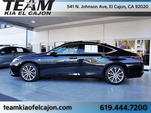 Used 2021 Lexus ES 350 w/ Premium Package image 6