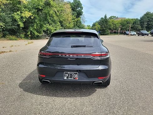 Used 2020 Porsche Macan AWD/4WD image 13