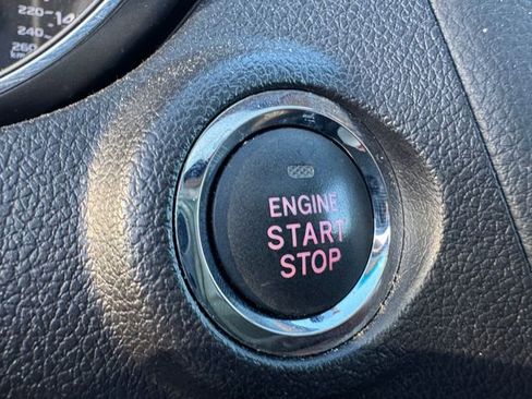 Used 2017 Subaru Outback 3.6R Limited image 24