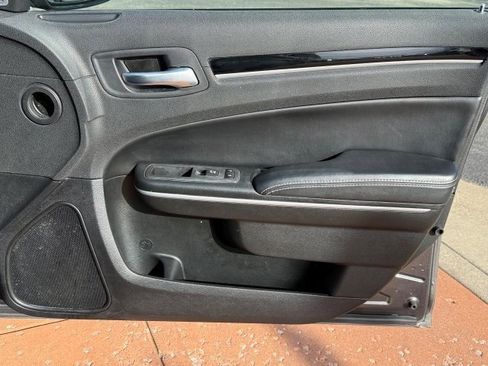 Used 2023 Chrysler 300 S image 19