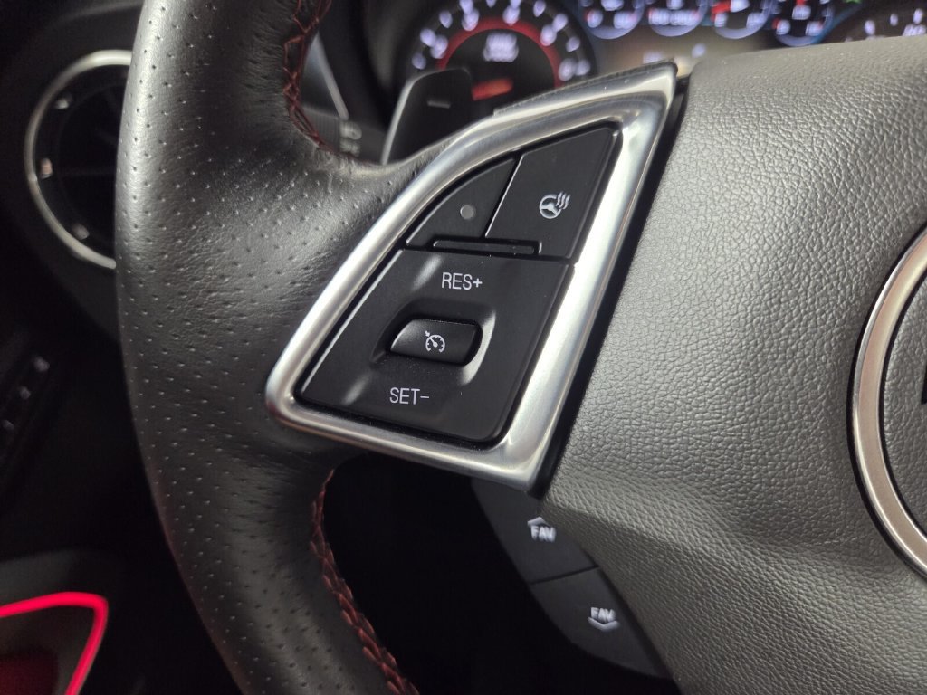 Used 2017 Chevrolet Camaro SS RWD image 18