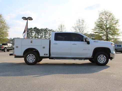 Used 2022 Chevrolet Silverado 2500 LTZ w/ LTZ Convenience Package image 4