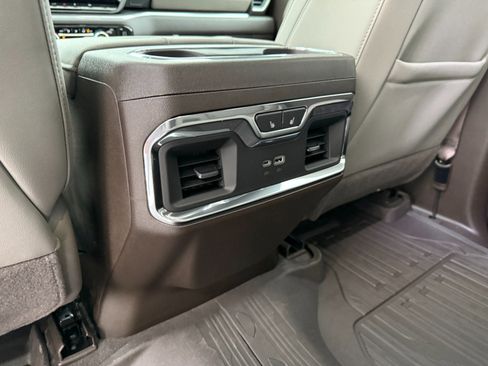 New 2026 GMC Sierra 1500 SLT w/ SLT Premium Package image 18