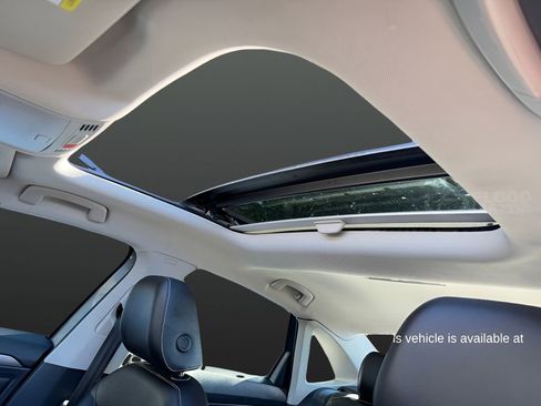 Used 2023 Volkswagen Jetta SE image 17