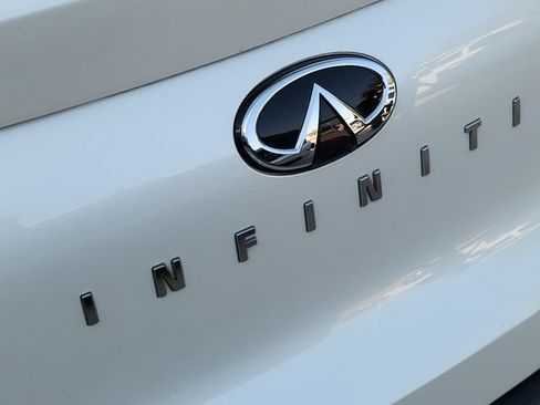 Used 2023 INFINITI QX55 Luxe w/ Cargo Package AWD/4WD image 8