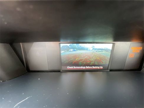 Used 2015 Subaru Forester 2.5i Premium w/ All-Weather Package image 25