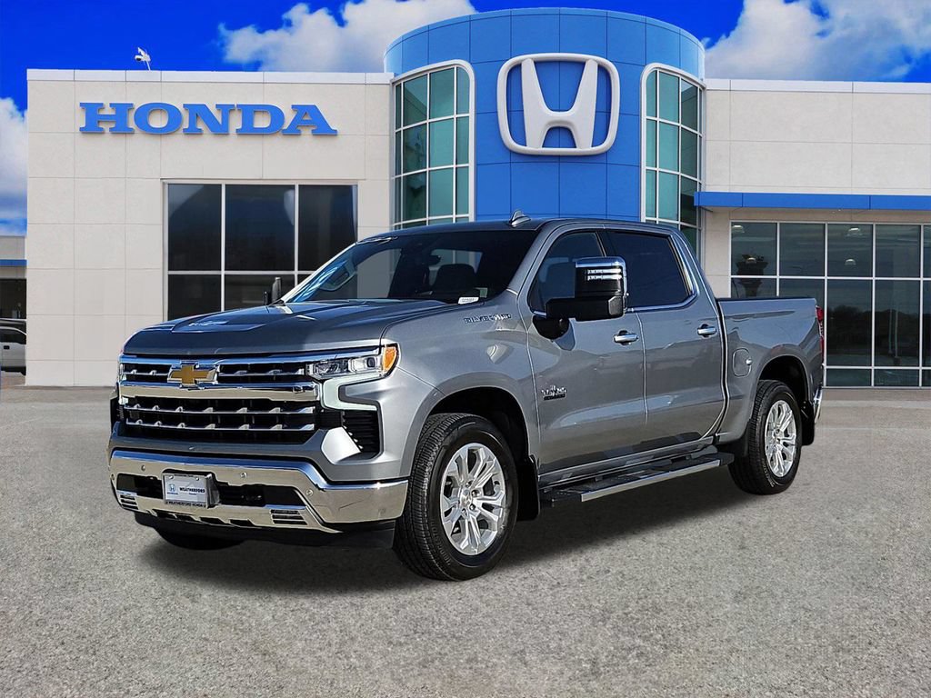Used 2024 Chevrolet Silverado 1500 LTZ w/ LTZ Premium Texas Edition RWD image 7