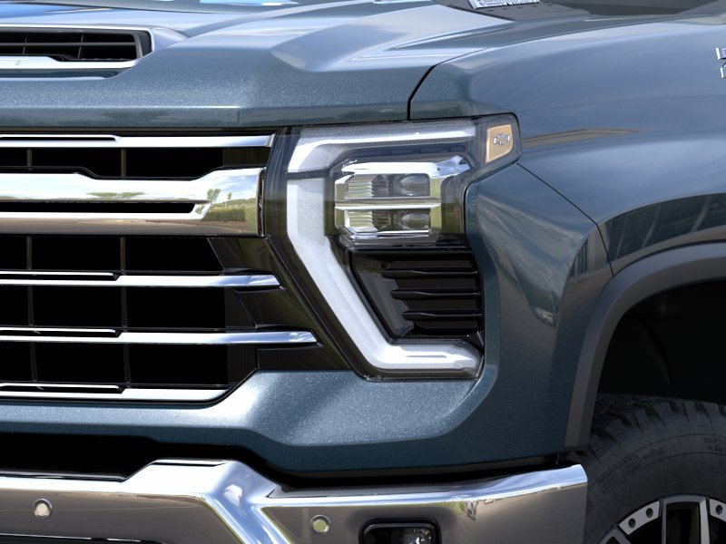 New 2026 Chevrolet Silverado 2500 LTZ w/ LTZ Premium Package AWD/4WD image 10