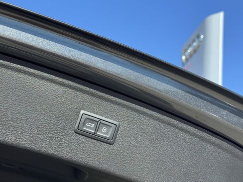 Used 2024 Audi Q5 2.0T Prestige image 18
