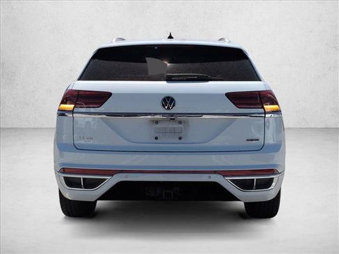 Used 2020 Volkswagen Atlas Cross Sport SE w/ Panoramic Sunroof Package AWD/4WD image 6
