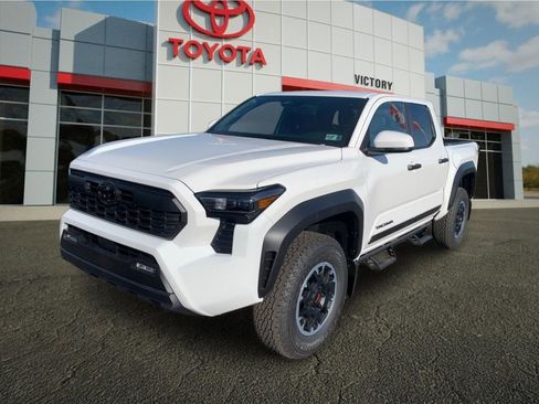 New 2026 Toyota Tacoma TRD Off-Road AWD/4WD image 7