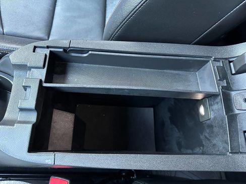 Used 2021 Chevrolet Equinox LT image 52