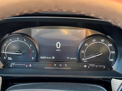 Used 2021 Lincoln Corsair AWD w/ Premium Package image 23