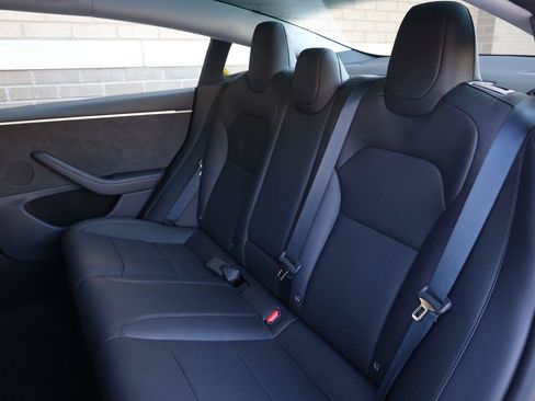 Used 2025 Tesla Model 3 Long Range AWD/4WD image 21