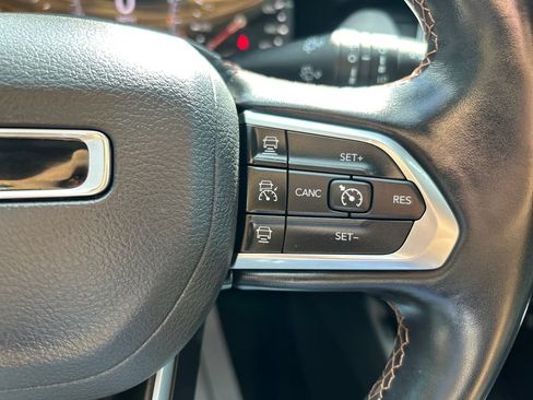 Used 2022 Jeep Compass Limited AWD/4WD image 23