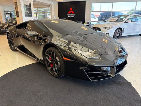 Used 2019 Lamborghini Huracan LP 580-2 RWD image 6