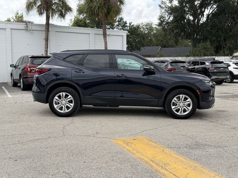 Used 2020 Chevrolet Blazer LT FWD image 3