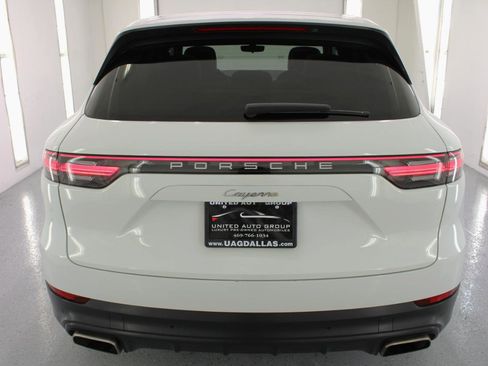 Used 2020 Porsche Cayenne AWD/4WD image 7