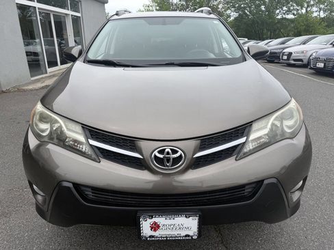 Used 2015 Toyota RAV4 XLE AWD/4WD image 2