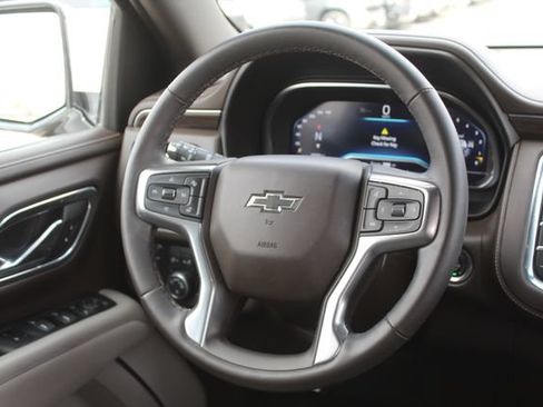 Used 2024 Chevrolet Tahoe Z71 w/ Luxury Package AWD/4WD image 22