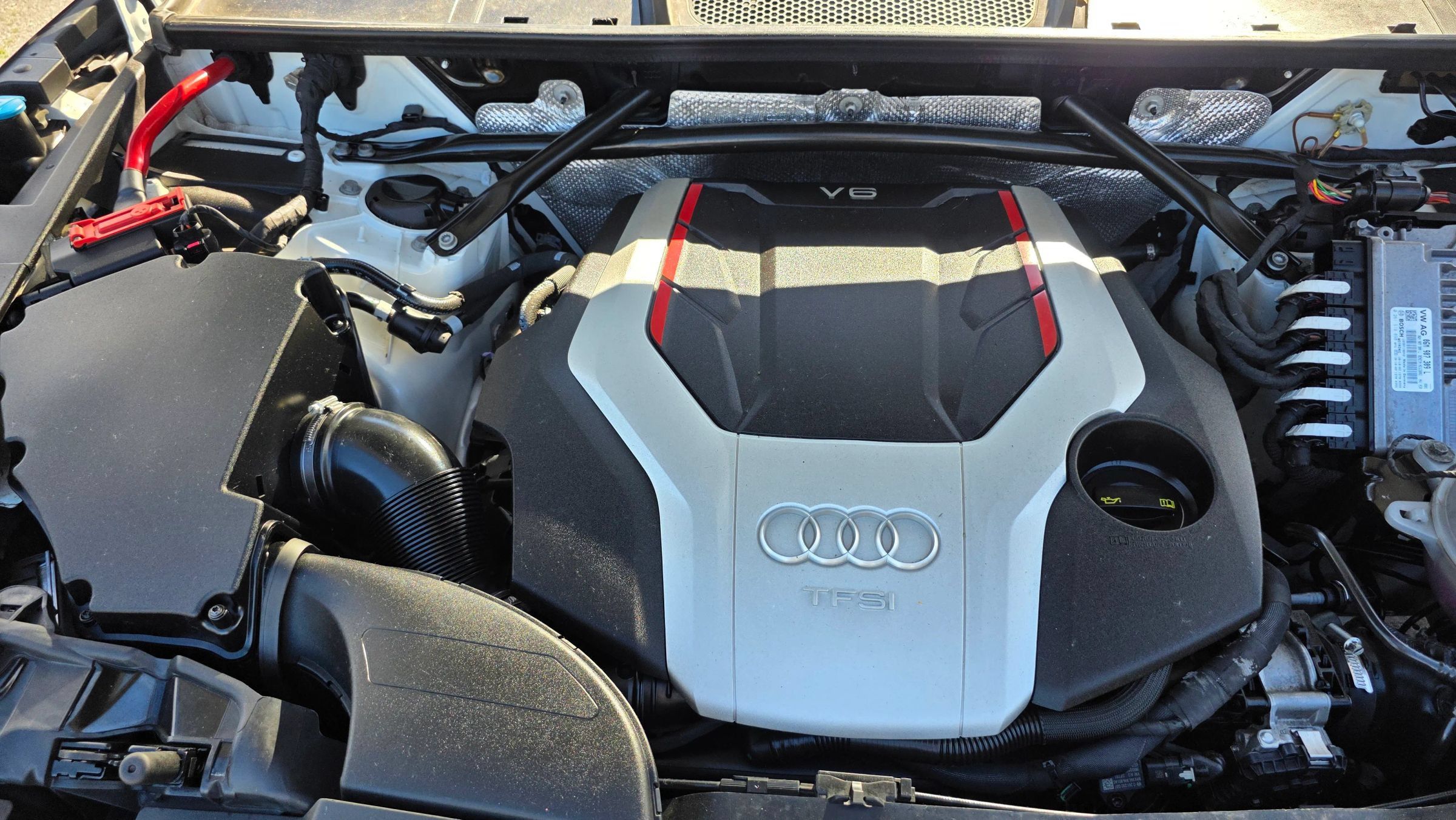 Used 2019 Audi SQ5 Premium Plus w/ Premium Plus Package AWD/4WD image 24