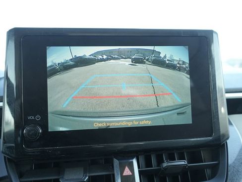 Used 2024 Toyota Corolla XLE image 33