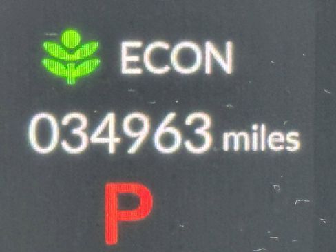 Used 2024 Honda Pilot Touring image 13
