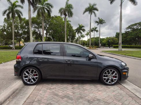 Used 2014 Volkswagen GTI Wolfsburg Edition FWD image 20