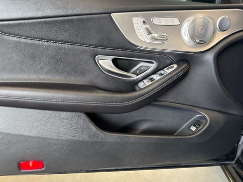 Used 2019 Mercedes-Benz C 300 4MATIC Cabriolet image 11