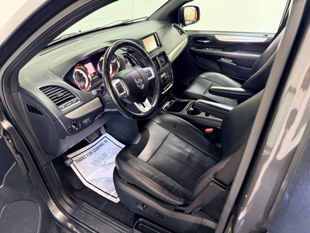 Used 2017 Dodge Grand Caravan GT FWD image 14