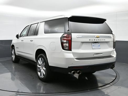 Used 2023 Chevrolet Suburban High Country w/ Premium Package 2 image 5