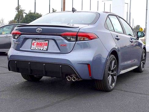 Used 2026 Toyota Corolla XSE FWD image 3