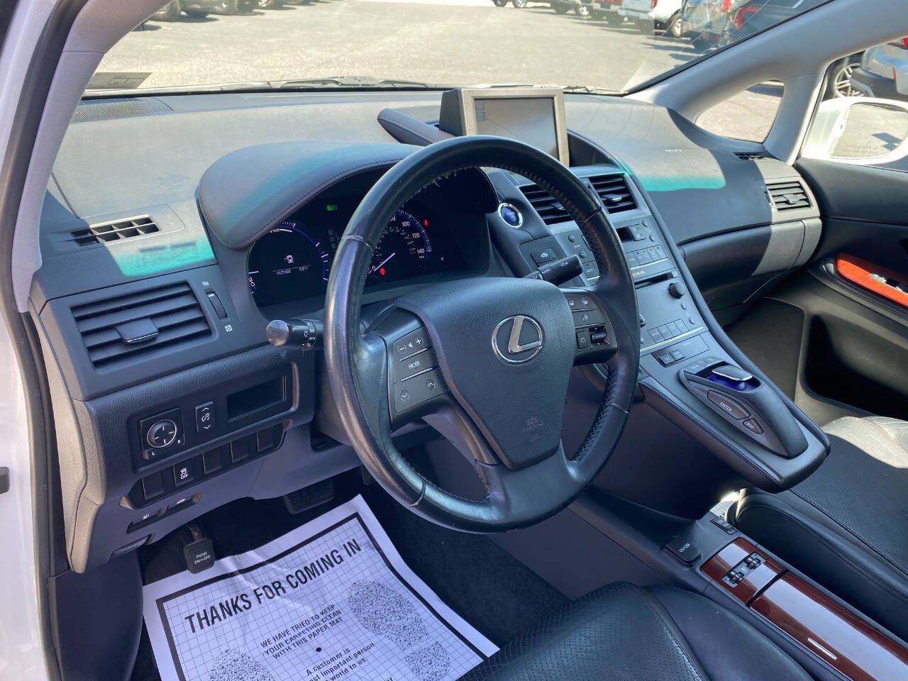 Used 2010 Lexus HS 250h Premium w/ Preferred Accessory Package FWD image 10